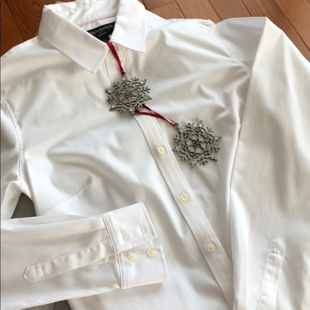 Banana Republic tailored blouse